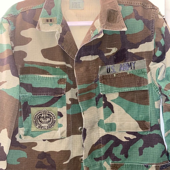 Authentic US Army Jacket - Picture 1 of 5